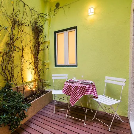 Center - Chiado - Heart Of *