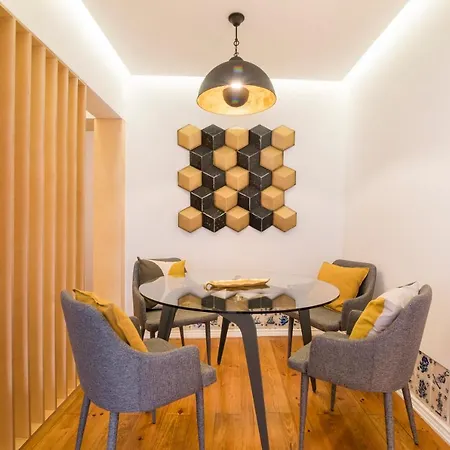 Center - Chiado - Heart Of Lisbona